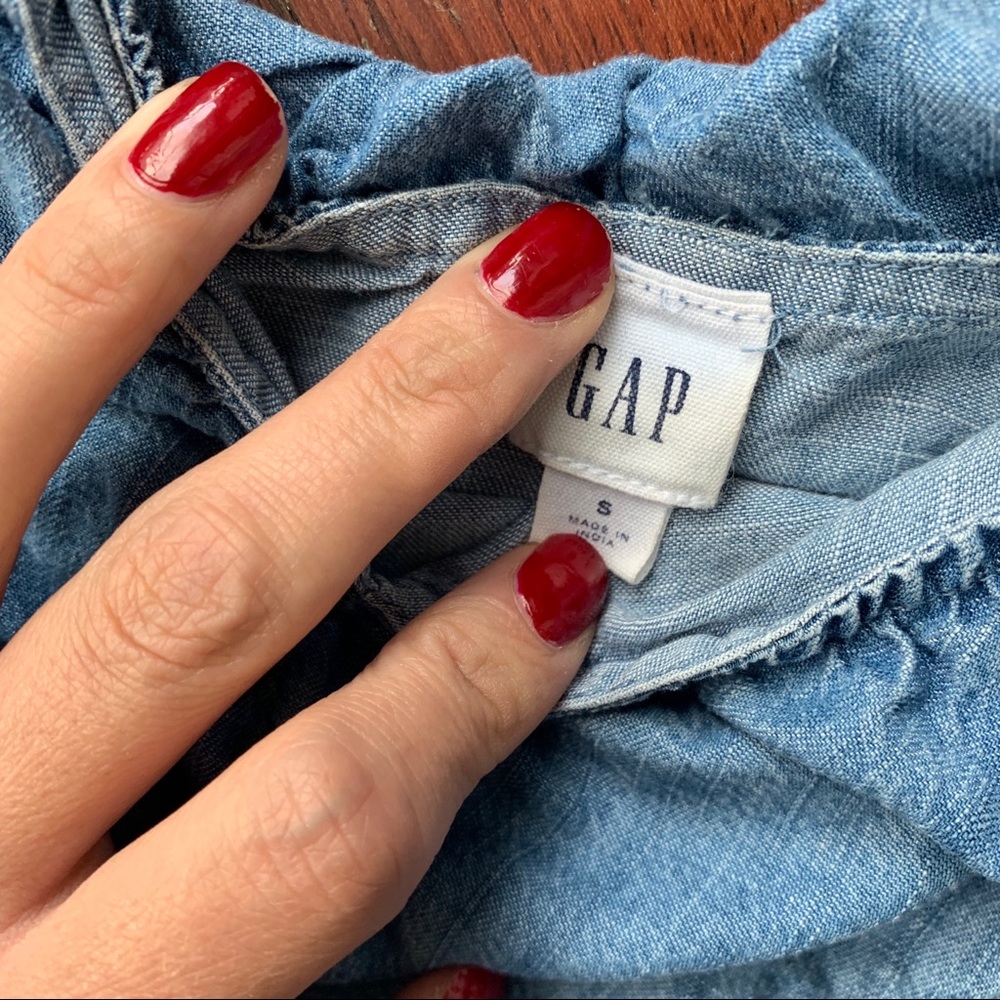 GAP Tencel Ruffle Tank Top - Picture 3 of 4